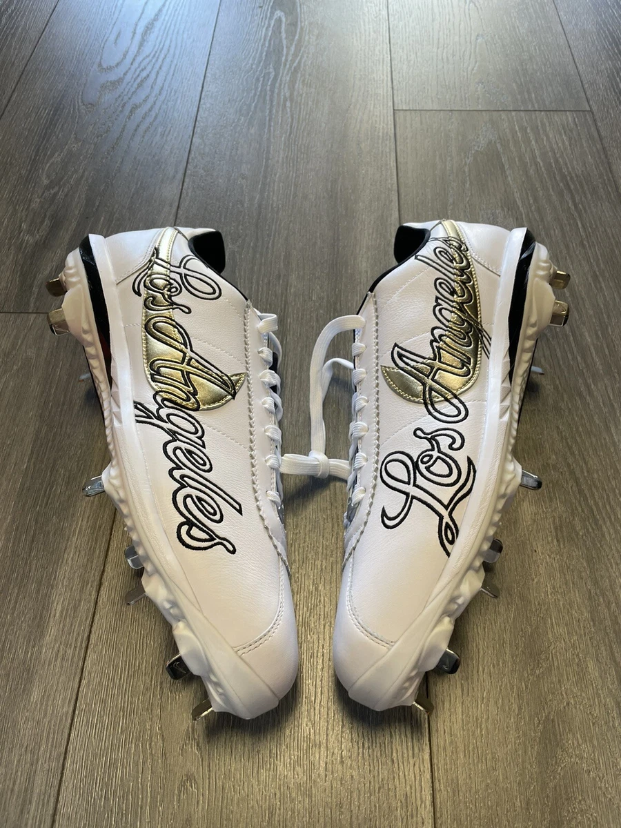 Baseball cleats deals all white