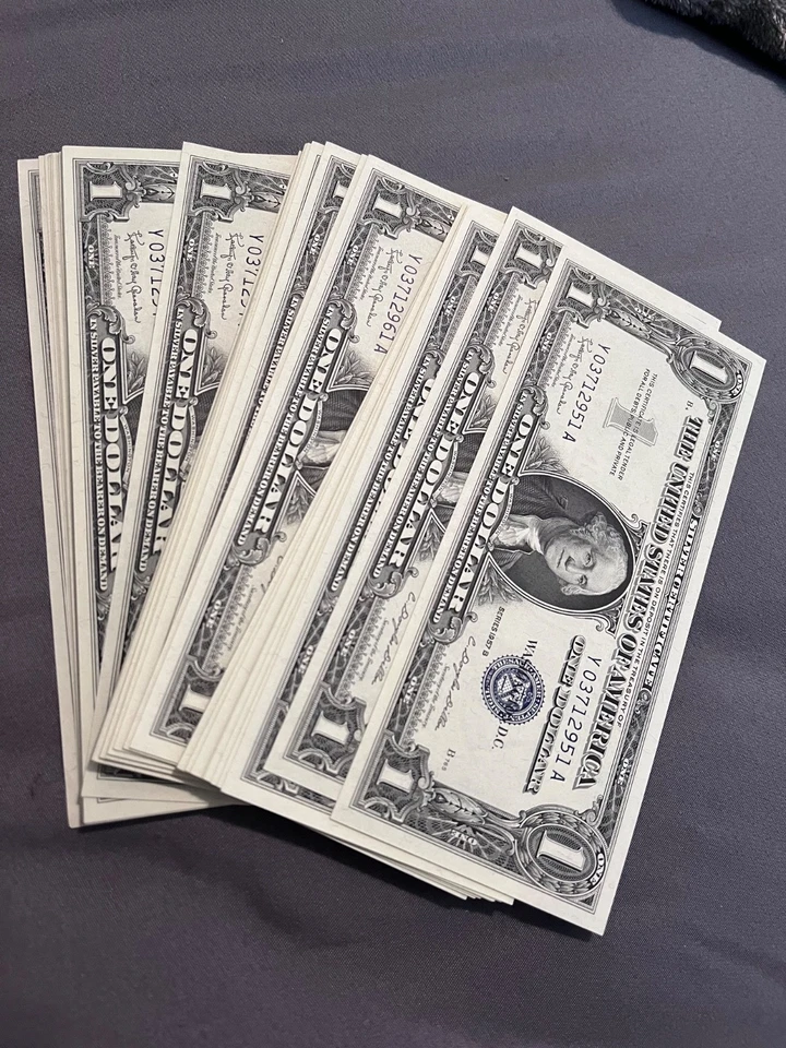 Series 1957B $1 Silver Certificate Star Notes UNCIRCULATED Sequential (47 total) - Image 4 of 4