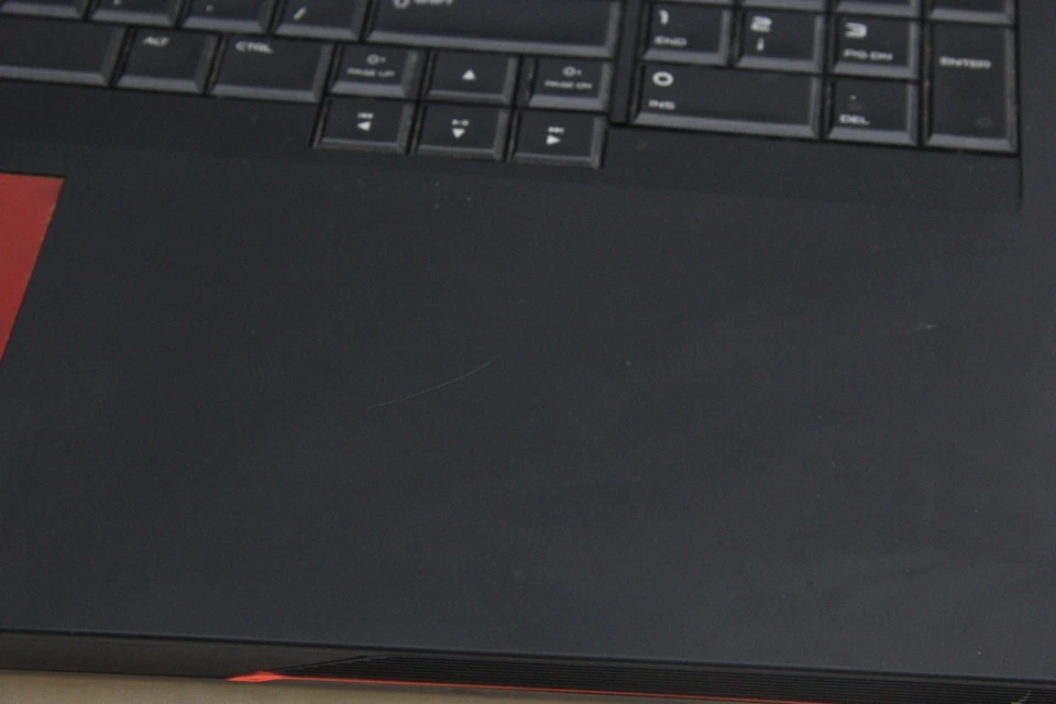 Alienware 17 | i7-4710MQ, 16GB Ram, Radeon HD 8970M, Linux Mint, Charger -READ! - Image 4 of 4