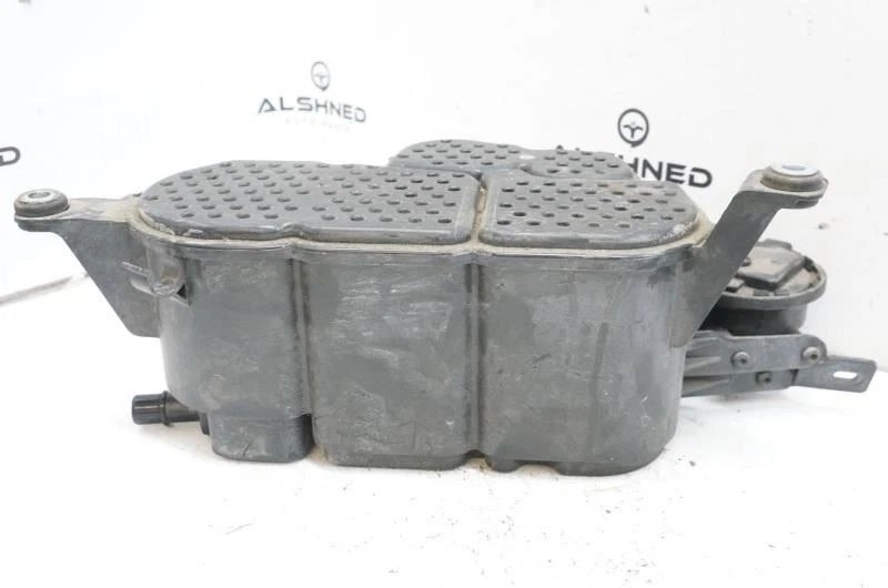 Audi A4 Quattro 2009-2016 bote de emisiones evaporador de vapor de combustible 8K0-201-801-C  Foto 3 de 4
