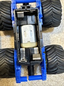 Galoob Tuff Trax Monster Mondo Truck - Micro Machines -Tested