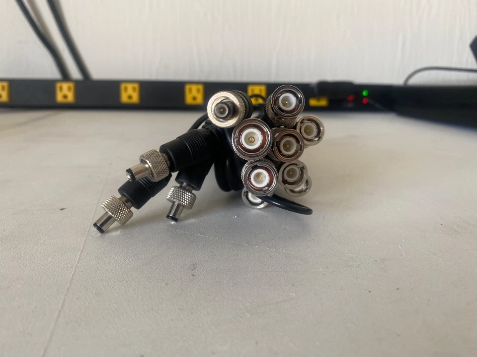 2 Shure UC4-UB Microphone Receiver 692-716MHz w/Rack Mount & Cables - Image 4 of 4