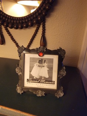 Small Dark Metal Photo Frame With Roses One Red Rhinestone 4x4 In