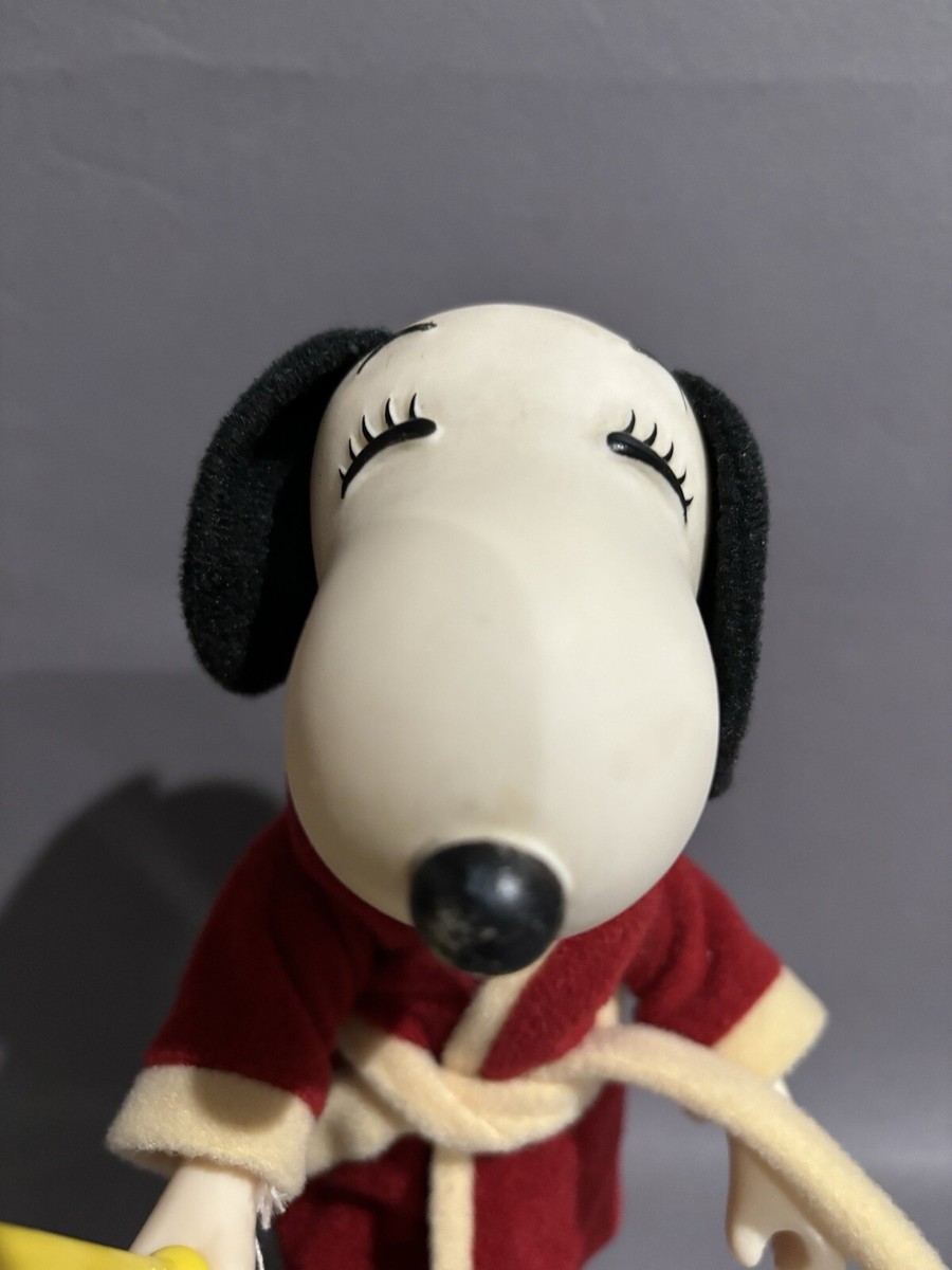 Vintage Peanuts Snoopy BELLE joint Figure Doll 7.5