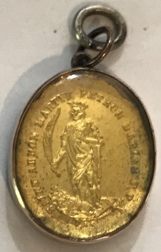 ANTIKE GOLDFARBE BEMALT ABALONE UNTER ZELLULOID HEILIGER ABDON CHARM ODER ANHÄNGER - Bild 3 von 3