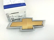 2014 - 2023 Chevrolet Camaro Gold bowtie front Grille Emblem new OEM 84690305