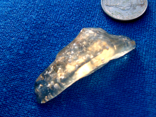 Libyan Desert Glass Meteorite Tektite impact specimen( 42 crt)soft yellow Gem A