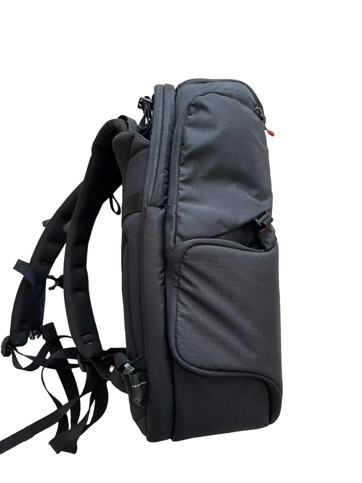 Mochila para fotógrafo profesional Kata Revólver-8 PL lente DSLR equipo para computadora portátil Foto 4 de 4