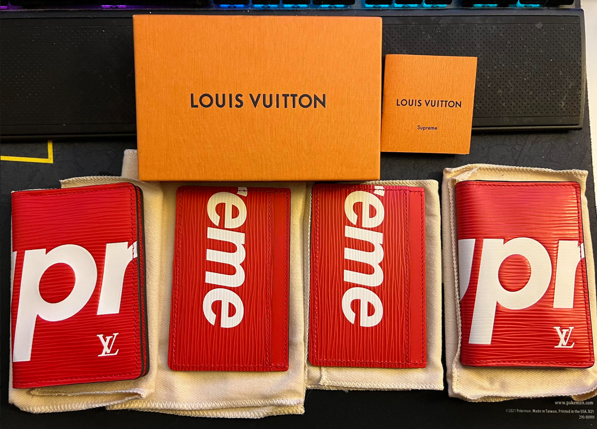 Supreme X Louis Vuitton Red - 2x Pocket Organizer 2x Card Supreme X Louis Vuitton Red - 2x Pocket Organizer 2x Card