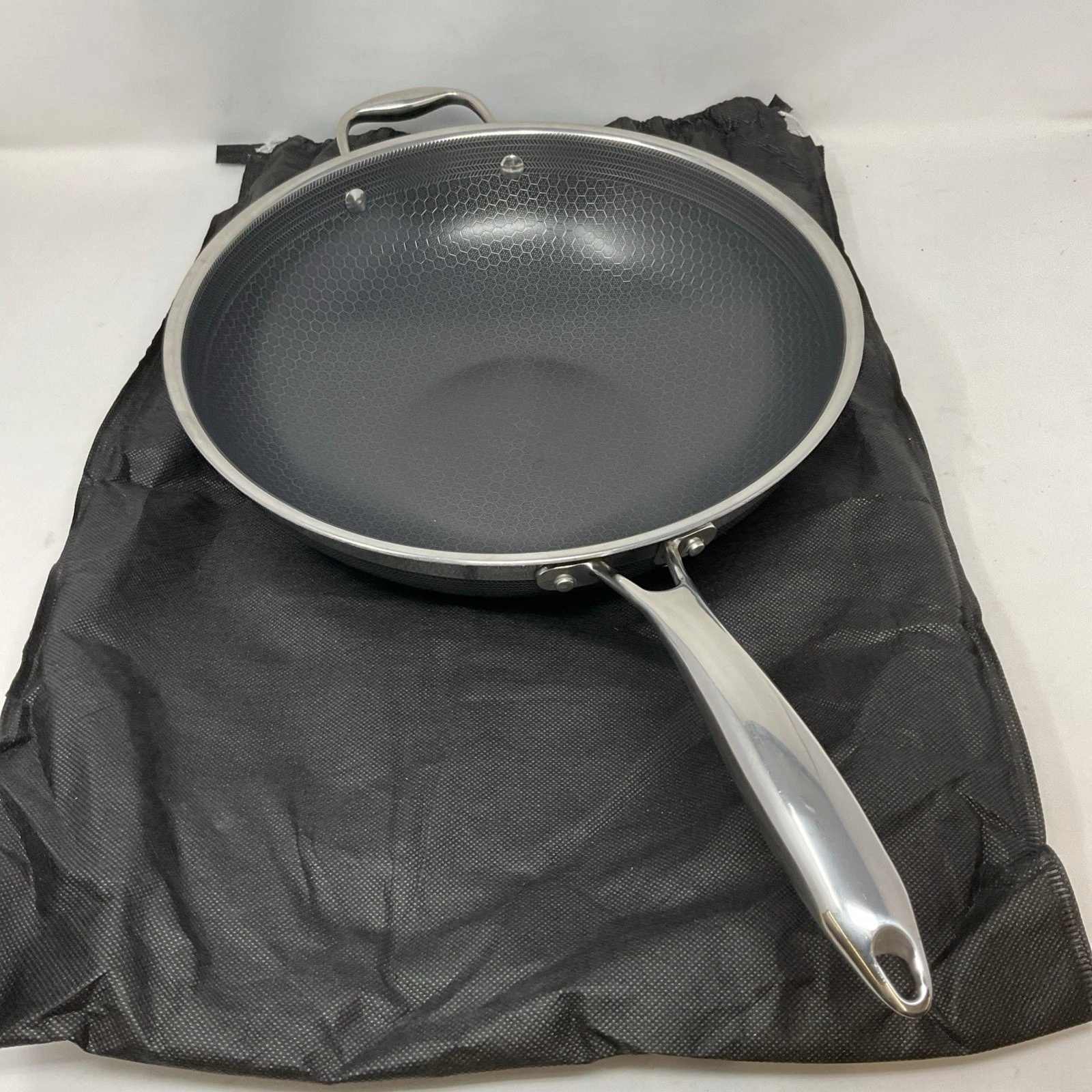 Hexclad Hybrid Cookware 12" Stainless Steel Wok W/ Bag 12 Inch
Opens in a new window or tab