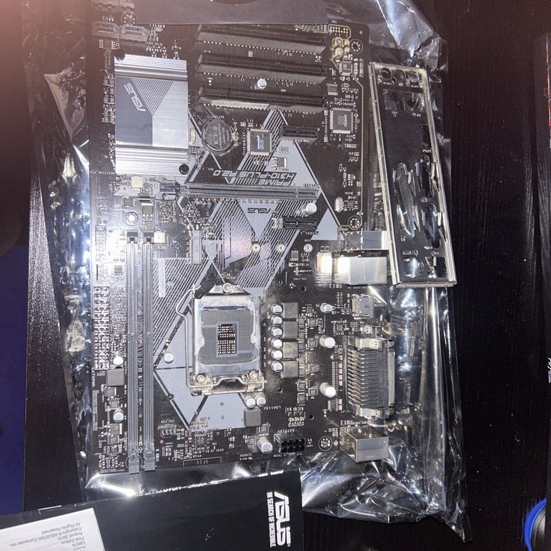 Asus TUF H310-PLUS R2.0 GAMING Socket 1151 DDR4 Motherboard & I/O Shield