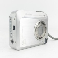 Fujifilm FinePix F610 Digital Camera 6.3MP - Silver + Charger - VGC