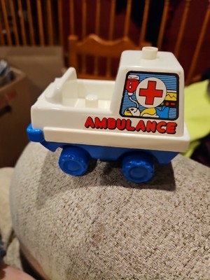 Vintage 1984 Li l Playmates By Playmates Toy  Ambulance (51