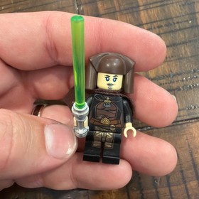 LEGO&reg; Star Wars Luminara Unduli Minifigure Sw0745 From Set 75151