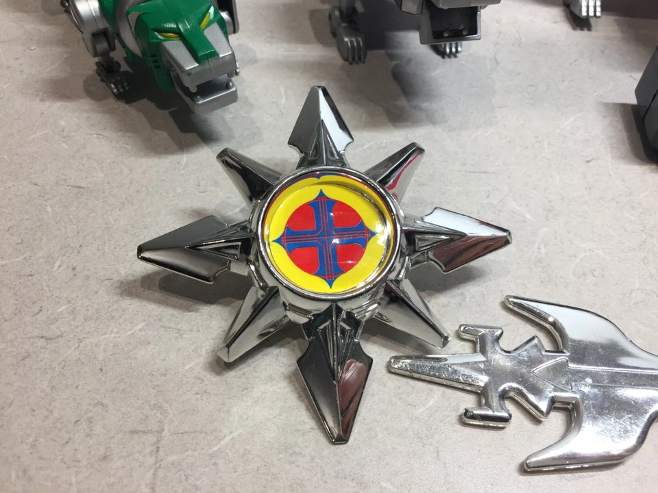 Trendmasters 1998 Lion Force Voltron Third Dimension Rare w Mini Figure Parts - Image 3 of 4