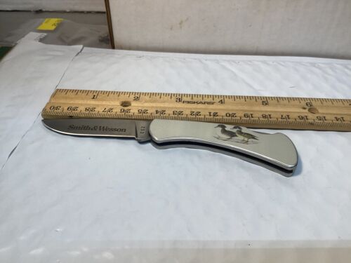 VINTAGE SMITH & WESSON USA. GERALD LUBECK 1988 WOOD DUCKS POCKET KNIFE.