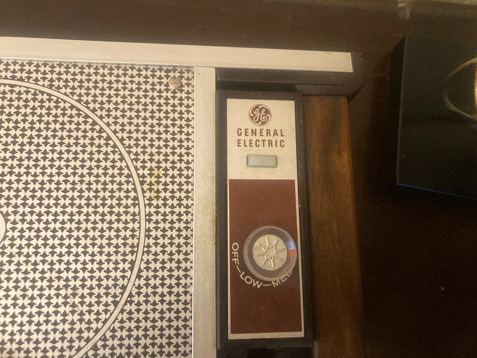 Calentador de alimentos bandeja caliente a cuadros marrón vintage GE General Electric (Plus) 2 Foto 4 de 4