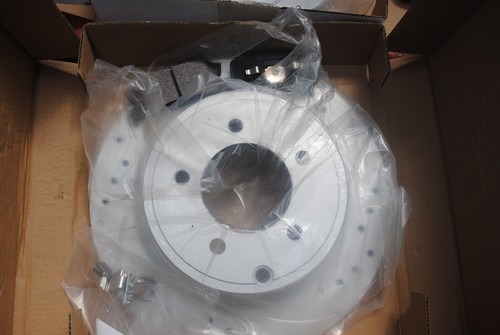 Rear G-Coated OE brakes and rotors kit for 2011-2014 Chrysler 200 Rear brake pad - Picture 2 of 3