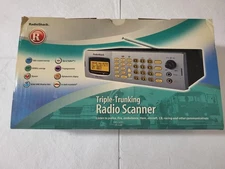 RADIO SHACK PRO-2055 TRIPLE-TRUNKING SCANNER - POLICE/FIRE/EMS/AIR