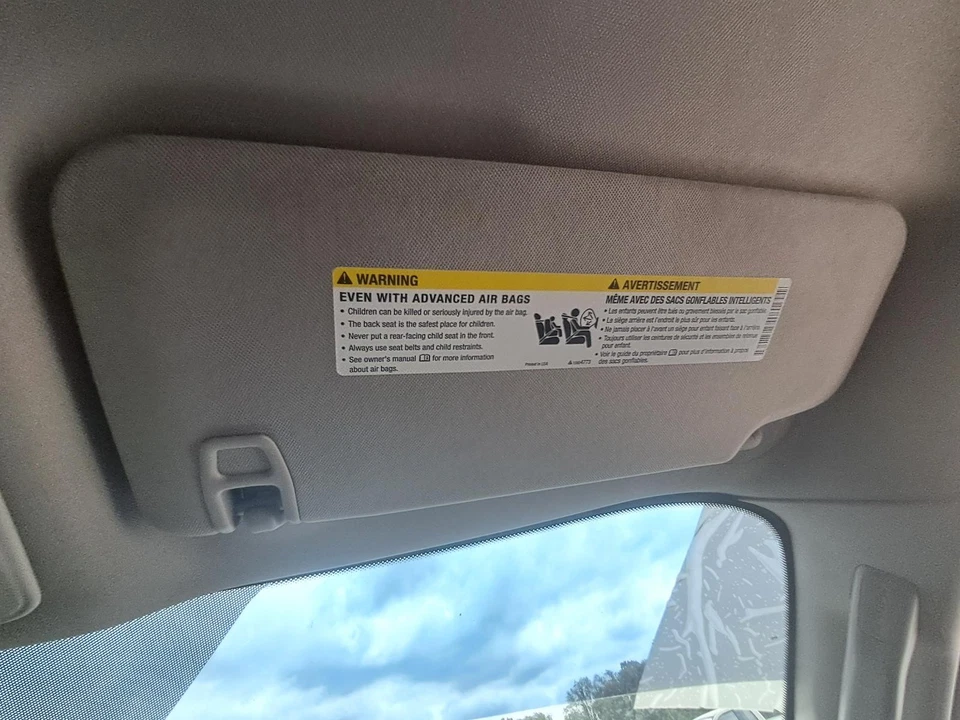 Parasol derecho usado se adapta a: 2011 Gmc Acadia iluminado grado derecho A Foto 2 de 4