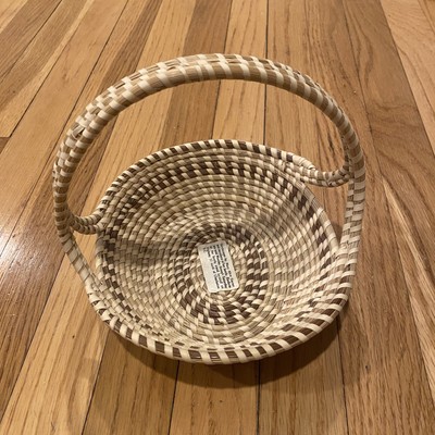 Charleston Gullah Pine & Sweet Grass Basket w/ Handle 8  Round S. Carolina NEW