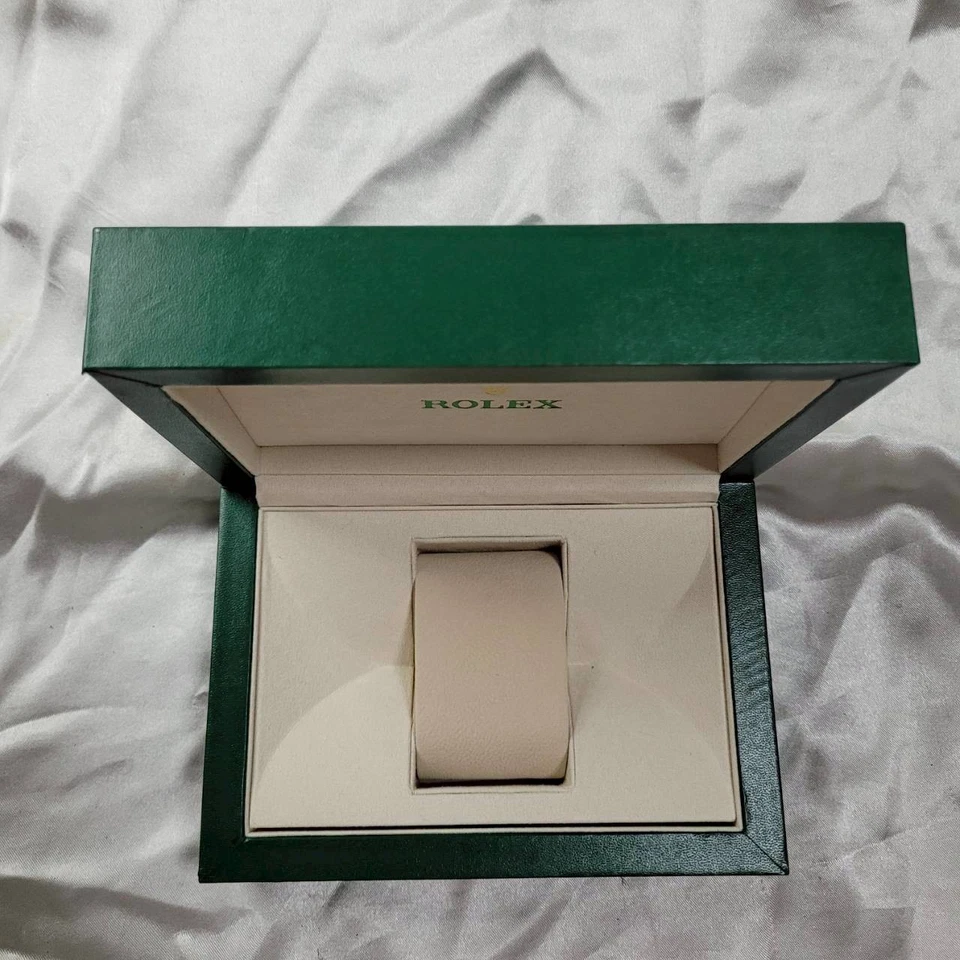Used Rolex Watch Box 31.00.04 Leather Card Wallet Booklet TAG New Case - Image 4 of 4