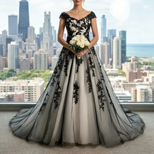 Gothic Black White Wedding Dresses Sleeveless Lace Appliques A-Line Bridal Gowns