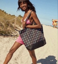 Bolso de Playa Victoria's Secret ROSA Arco Iris Logo LOVE PINK Weekender Nuevo con Etiquetas