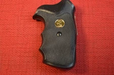 Colt "D" Frame Detective Special Cobra, Agent  Pachmayr Grips WGold Medallions