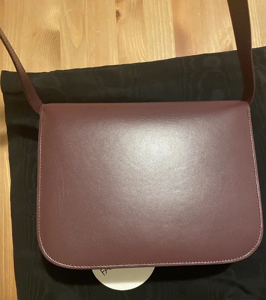 Bolso de caja clásico mediano Celine Foto 4 de 4