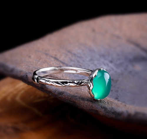 Anello Sottile In Argento 925 Con Calcedonio Verde Ovale Regolabile