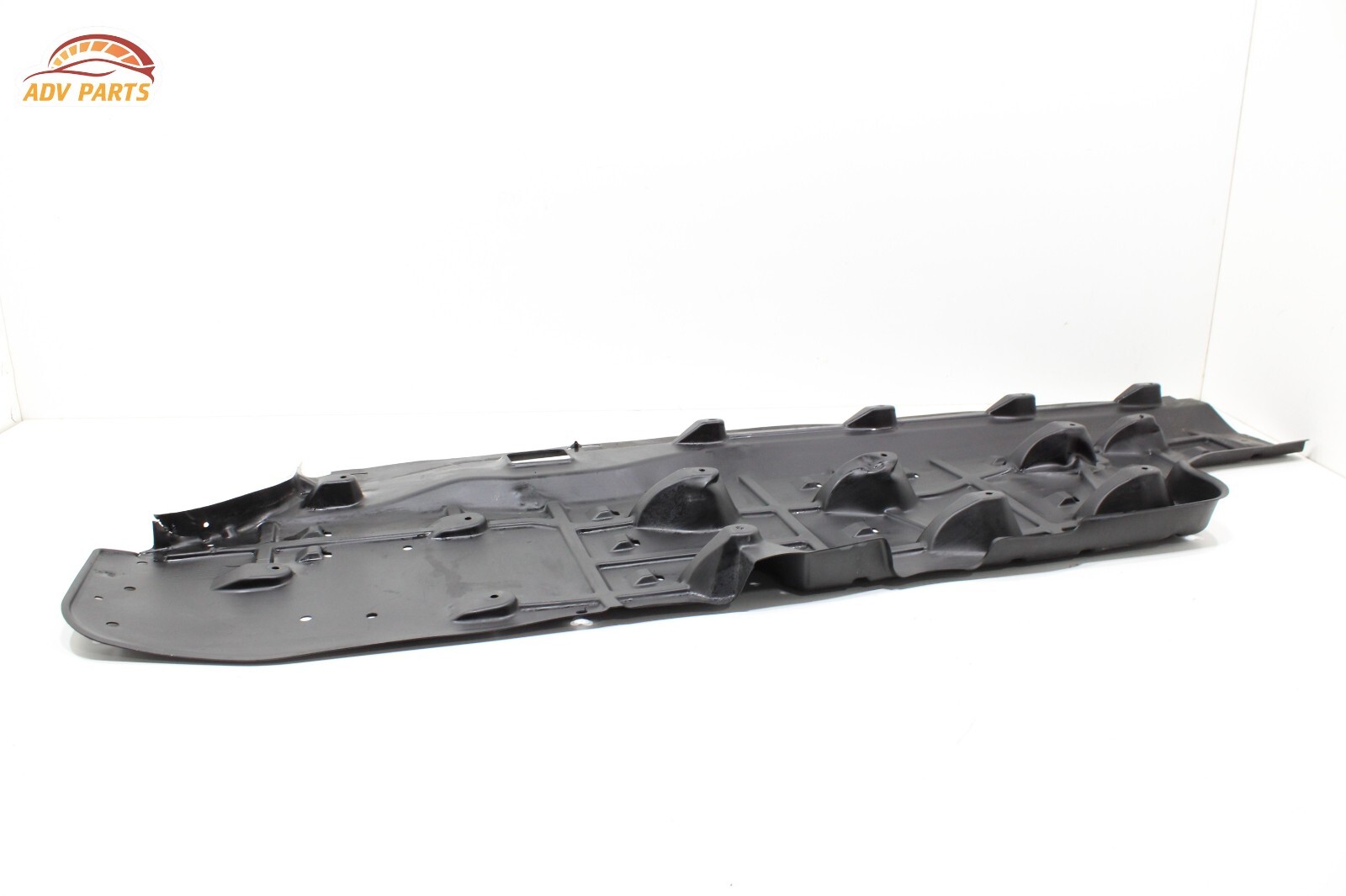 2017 - 2020 MASERATI LEVANTE LEFT SIDE UNDER BODY SPLASH GUARD SHIELD COVER OEM