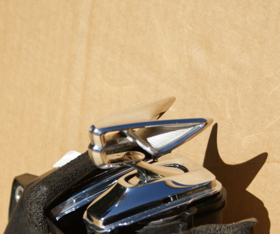 2020-2024 oem Bentley Flying B HOOD ORNAMENT Elevating Mechanism *Damage*