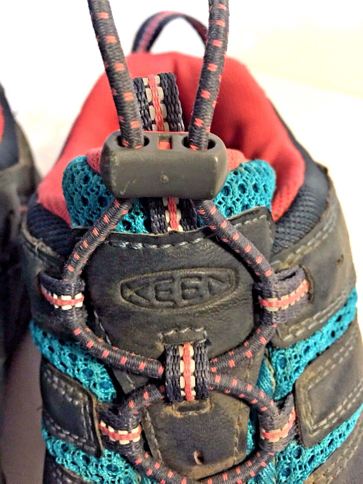 Lacci da donna Keen Utility Athletic Walking Escursionismo taglia 5 grigio corallo verde acqua