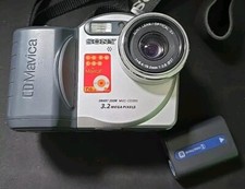 Sony Mavica MVC-CD350 3.2MP Digital Camera - Black Silver not Tested