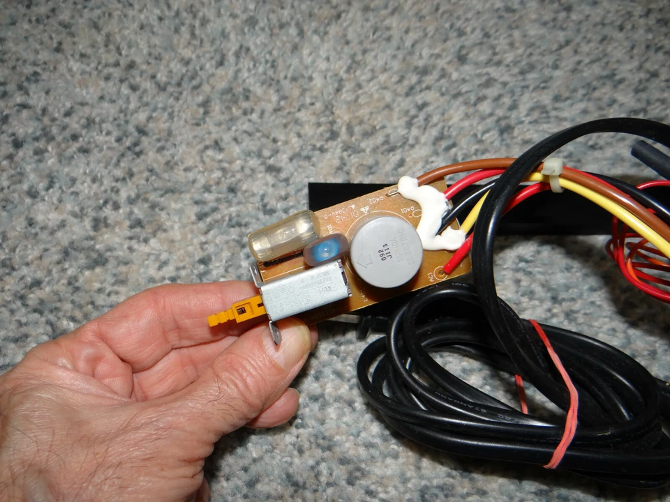 Cambiador de CD Rotel RCC-955 piezas diversas Foto 2 de 3