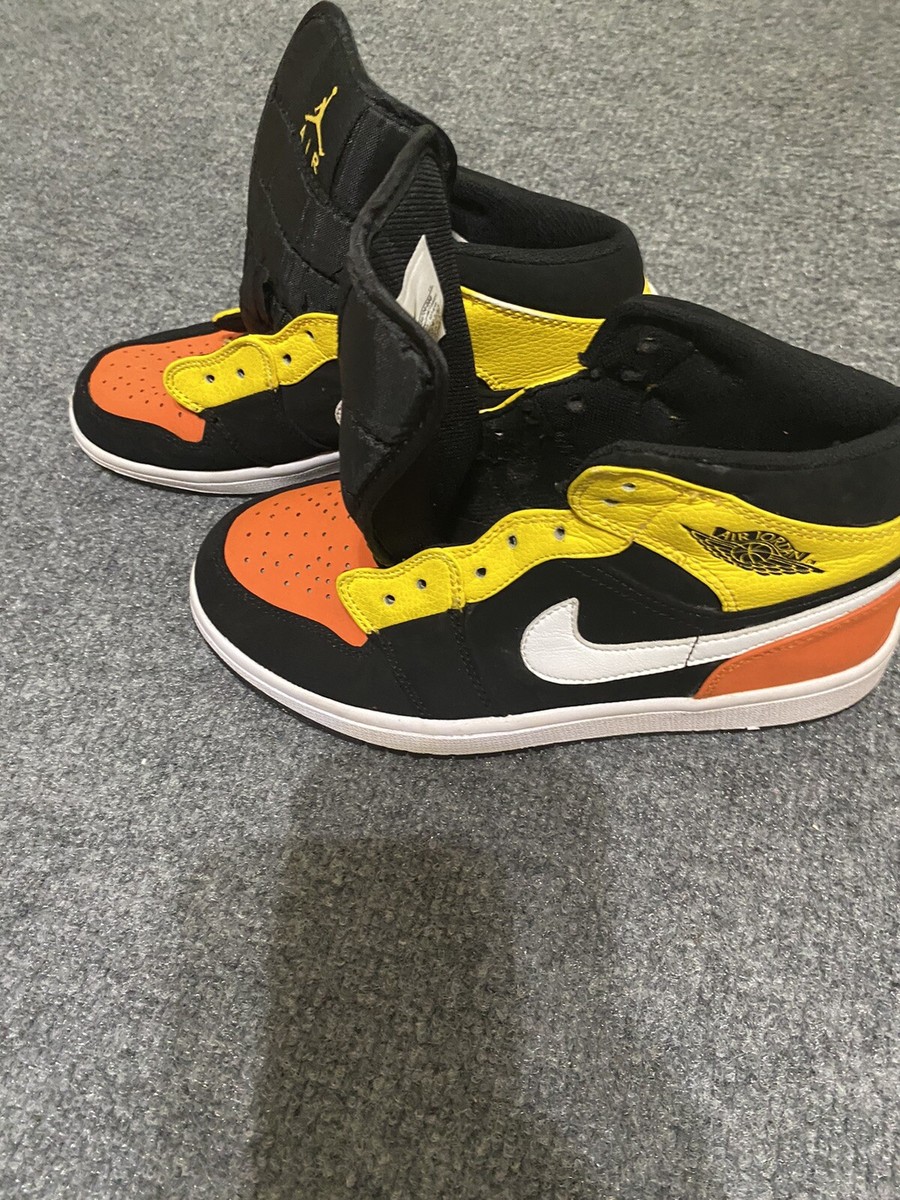 Nike Air Jordan Retro SE Black Orange Amarillo Yellow Raygun