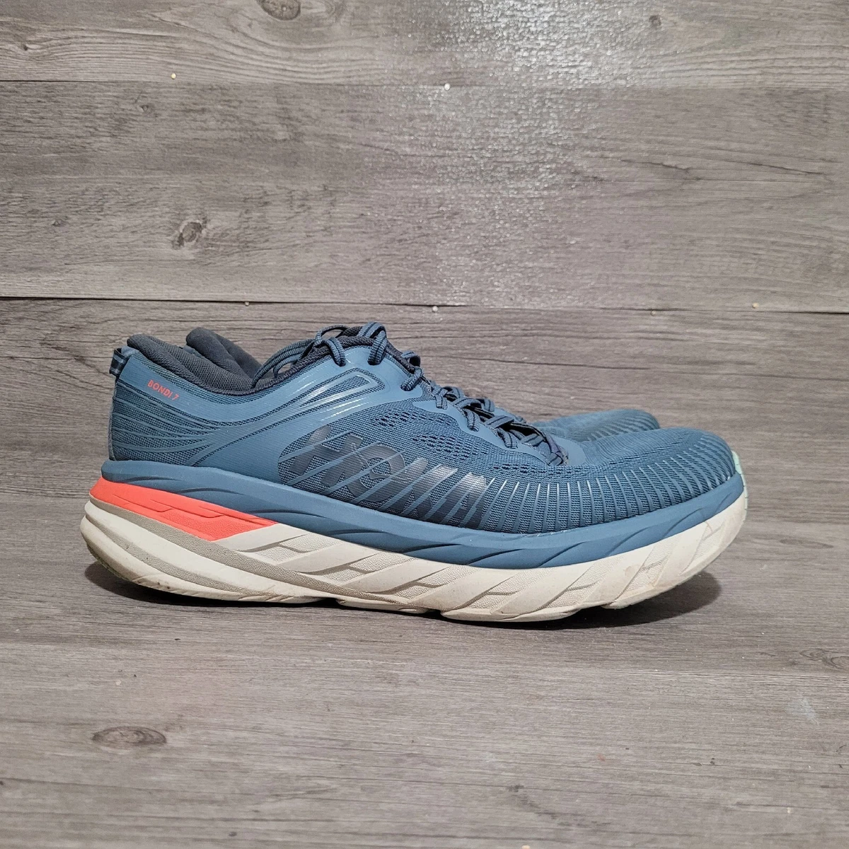 HOKA ONE ONE BONDI7-