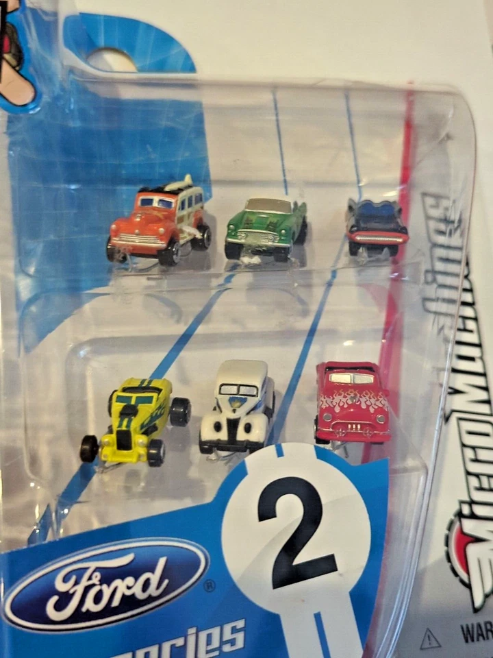 Hasbro 2004 Ford Serie 2 Micro Máquinas Reino Unido versión 44498 46496 Juego de 12 NUEVO Foto 3 de 4