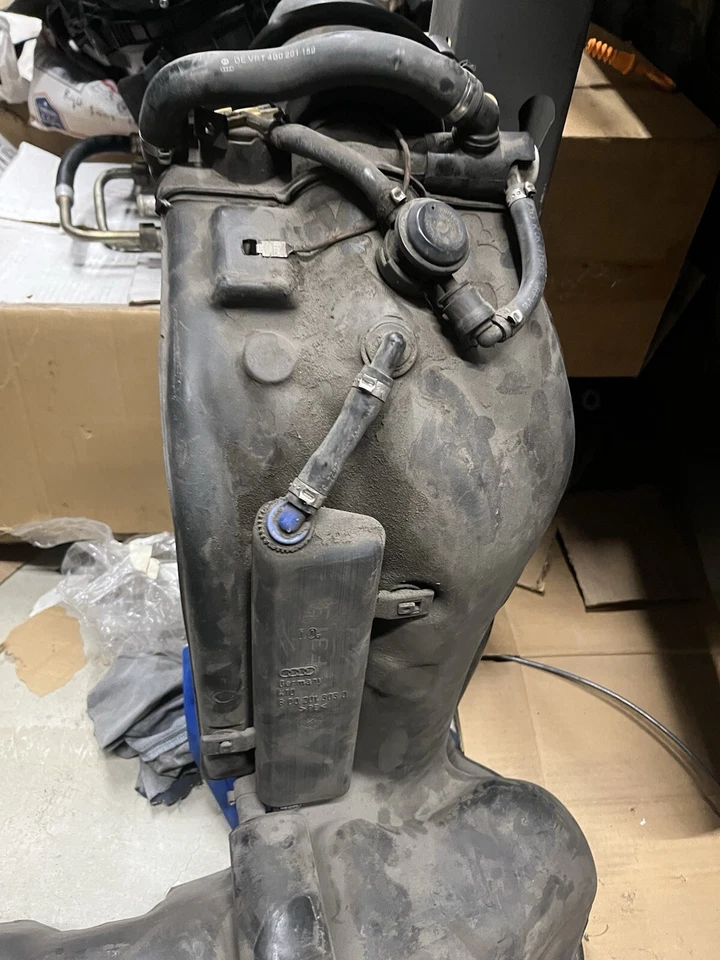 Audi A4 1997 1998 1999 tanque de gasolina OEM Foto 4 de 4