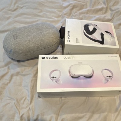 Oculus Quest 2 Standalone VR Headset White w/ Box & Gray Carrying Case