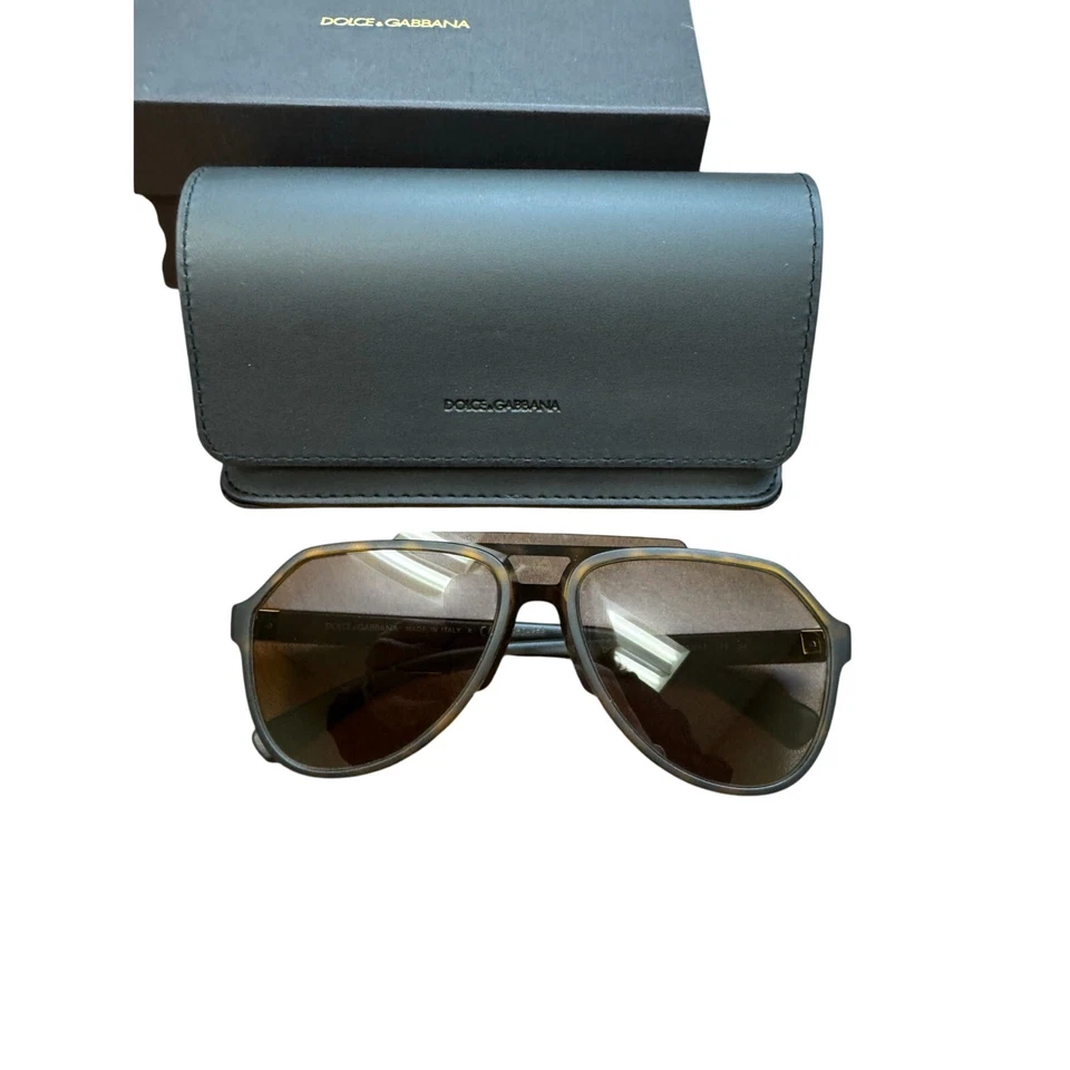 Gafas de sol Dolce & Gabana Brow Bar Aviator en mate Habana Foto 3 de 4