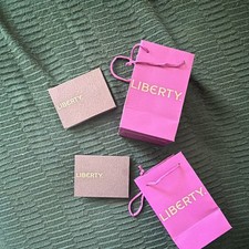 Liberty Holiday Vouchers Gift Cards with Gift Bags & Presentation Card Holders