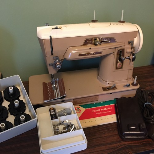 Singer 403A Sewing Machine, 13 Cams, Accessories Box, Manual Sew A+