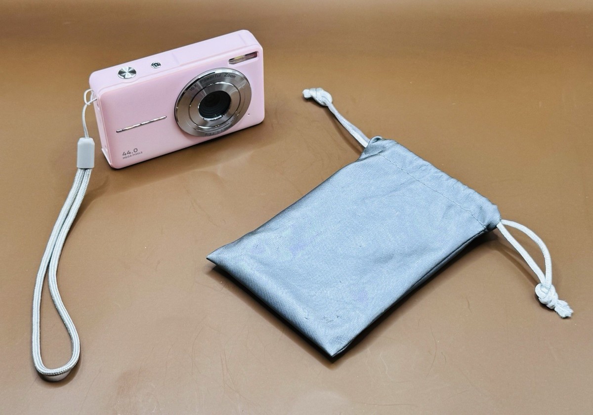 DC403 Pink Digital Camera 44.0-Megapixel 16x Digital Zoom Point