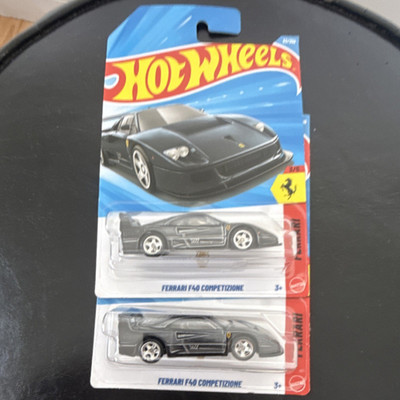 Hot Wheels  SUPER TREASURE HUNT Ferrari F40 Competizione 1:64  Lot of 2 Unopened