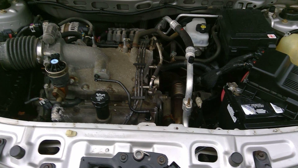 Conjunto de cuerpo/válvula del acelerador Chevy Equinox 08 Foto 2 de 3