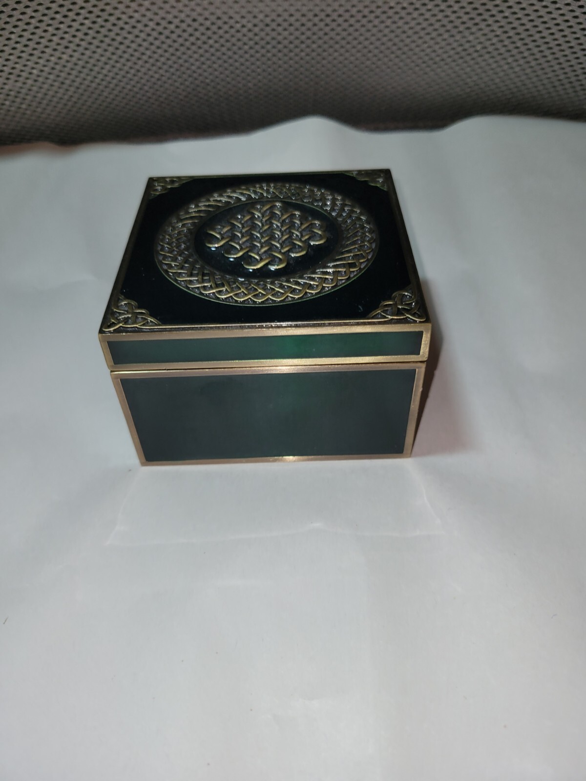Picture 1 of 8