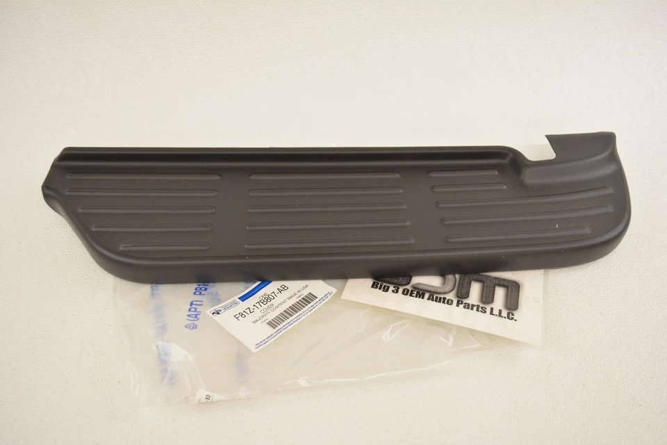 Ford Super Duty 1999-2007 negro diestro parachoques lateral del pasajero almohadilla de escalón superior nuevo OEM Foto 2 de 4