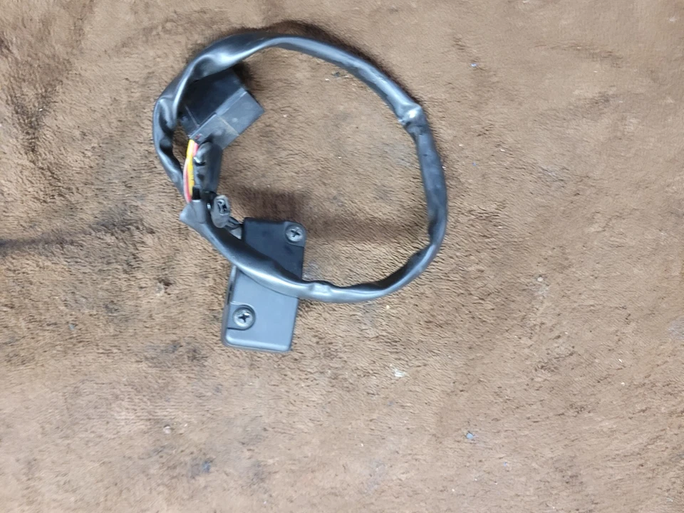 Interruptor de manillar de control derecho triple Triumph 1050 Speed 2009 intermitente Foto 2 de 4